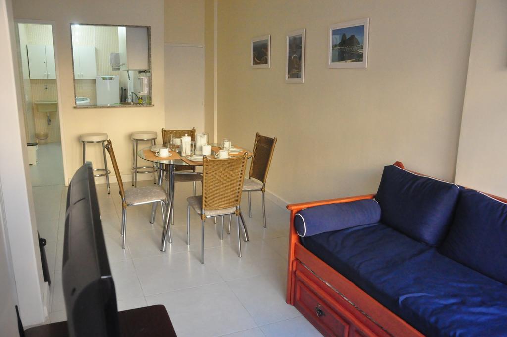 Apartamento No Coracao De Copacabana *